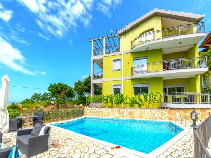 Villa in Petrovac, Montenegro for 785 000€ (ID:70883)