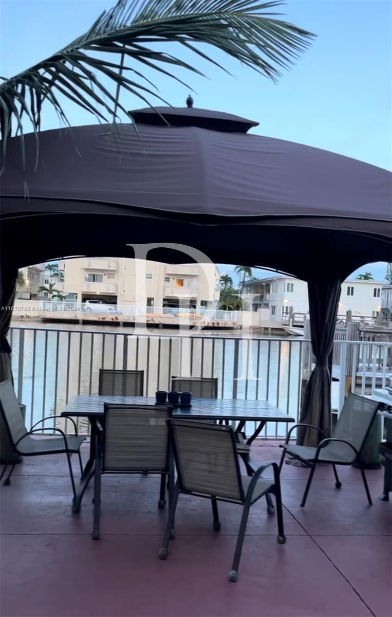 Apartments, USA, Florida, Miami, 310 000 € photo 1