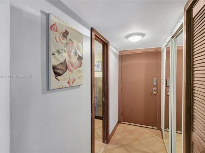 Apartments, USA, Florida, Miami, 325 000 $ photo 15