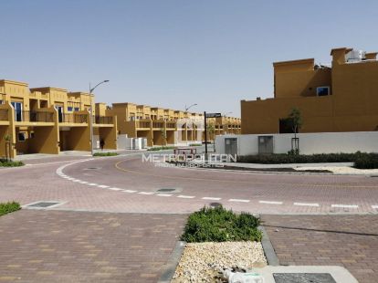 Townhouse in Dubai, UAE for 1 600 000Dh (ID:70985)