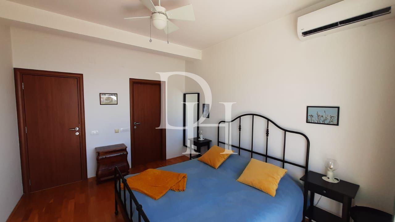 Апартаменты, Черногория, О. Херцег-Нови, Герцег-Нови, 380 000 € фото 9