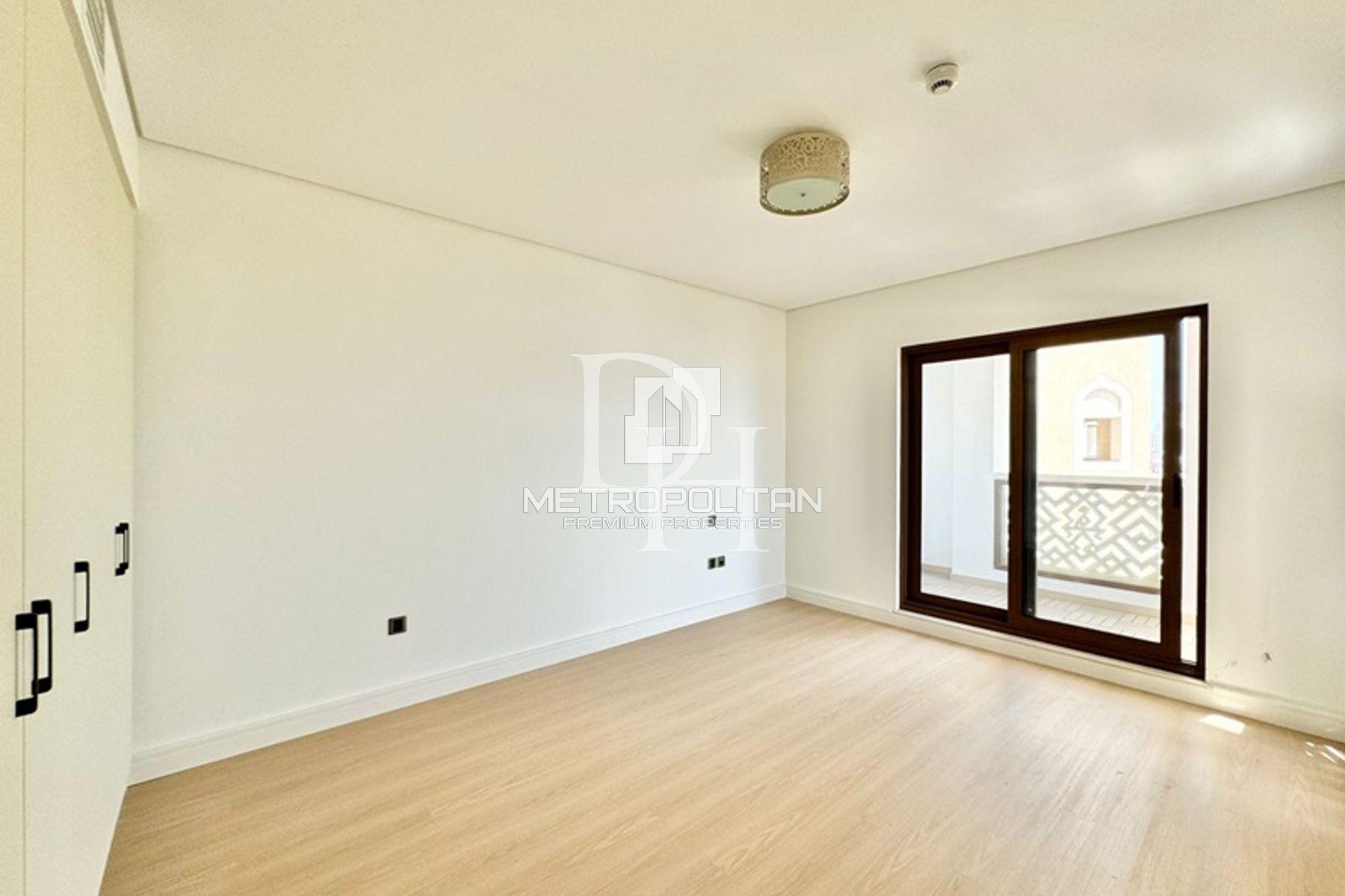 Apartments, UAE, Emirate of Dubai, Palm Jumeirah, 10 500 000 Dh photo 13