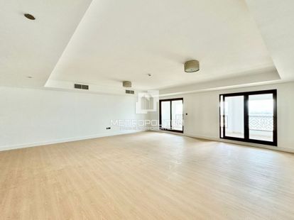 Apartments, UAE, Emirate of Dubai, Palm Jumeirah, 10 500 000 Dh photo 1