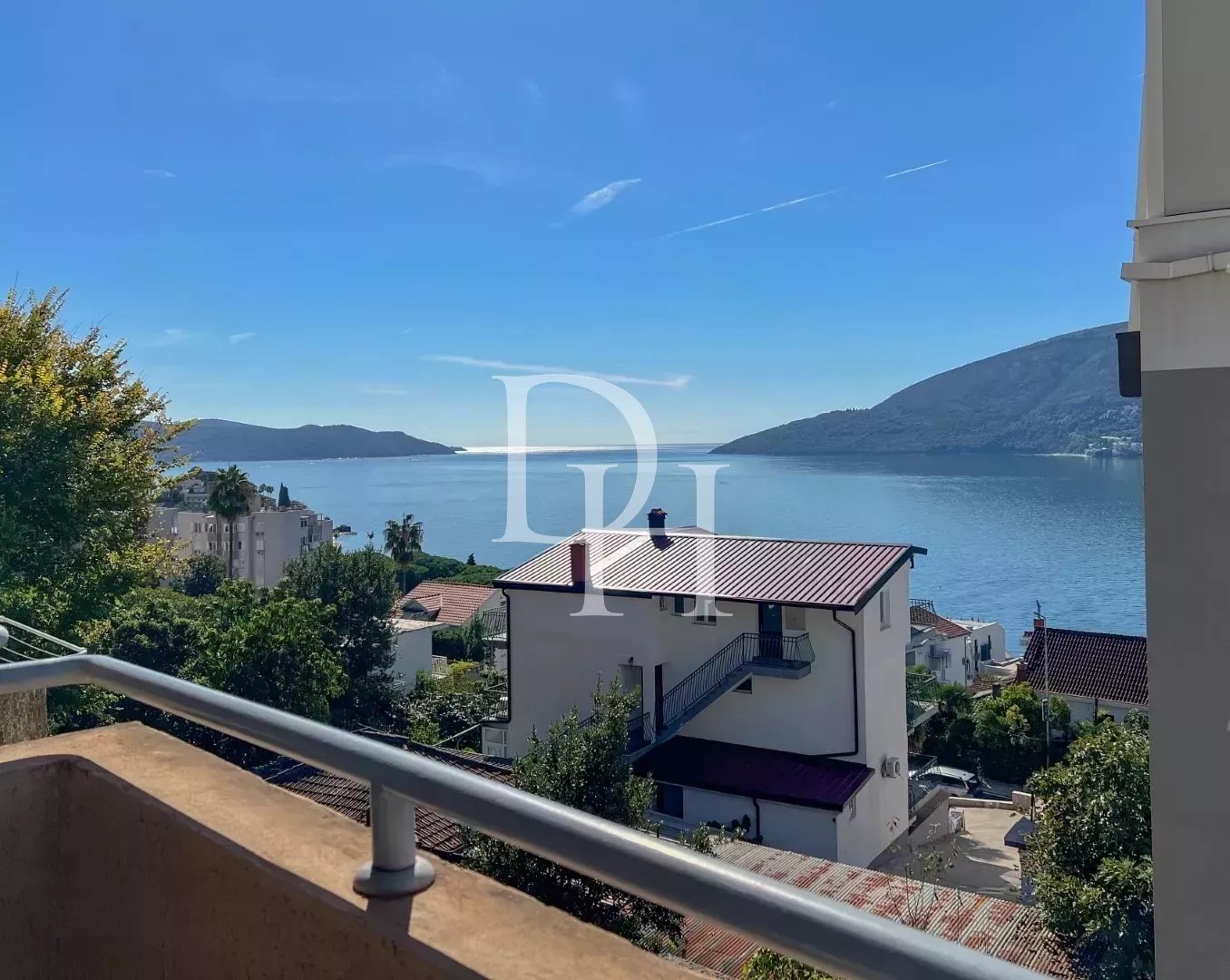 Апартаменты, Черногория, О. Херцег-Нови, Герцег-Нови, 149 900 € фото 2