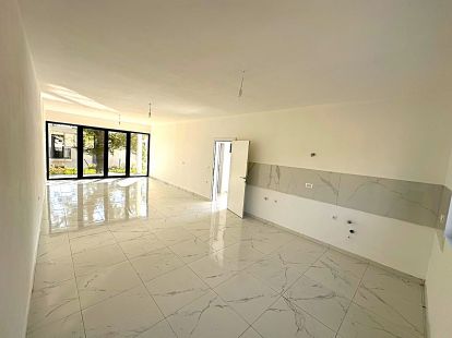 Дом / Коттедж, Черногория, О. Бар, Бар, 230 000 € фото 4