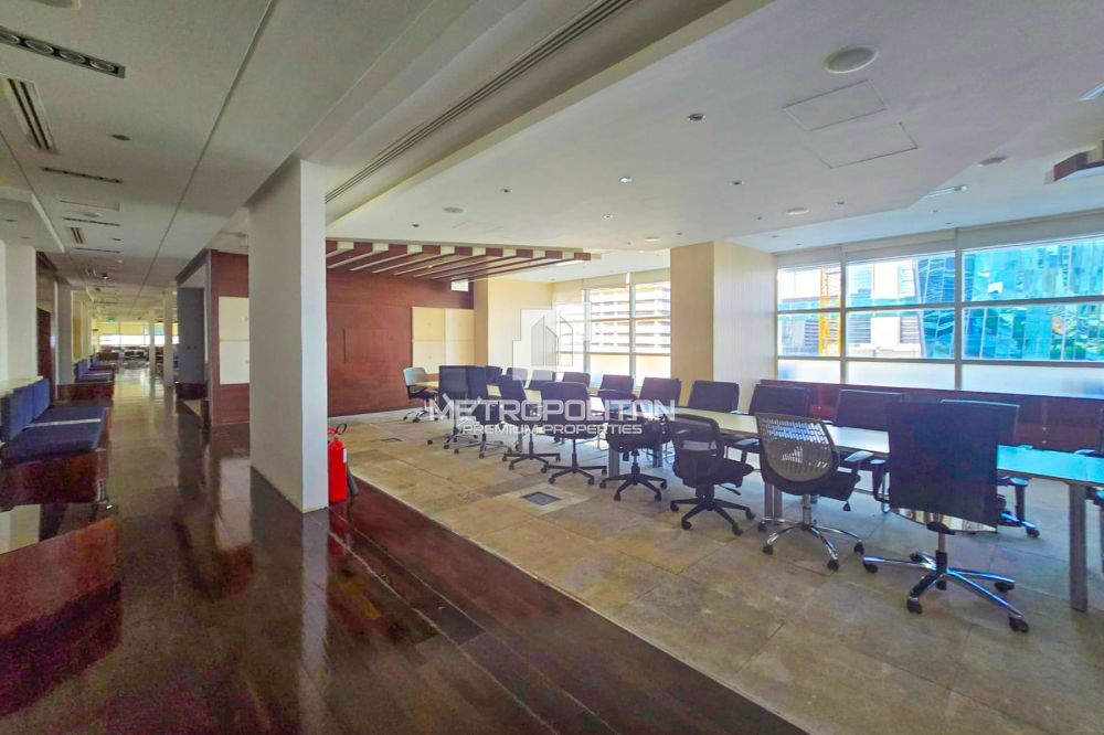 Помещение в центре (DIFC) в Дубае - 1518480Dh - Ref: 11178 фото 4