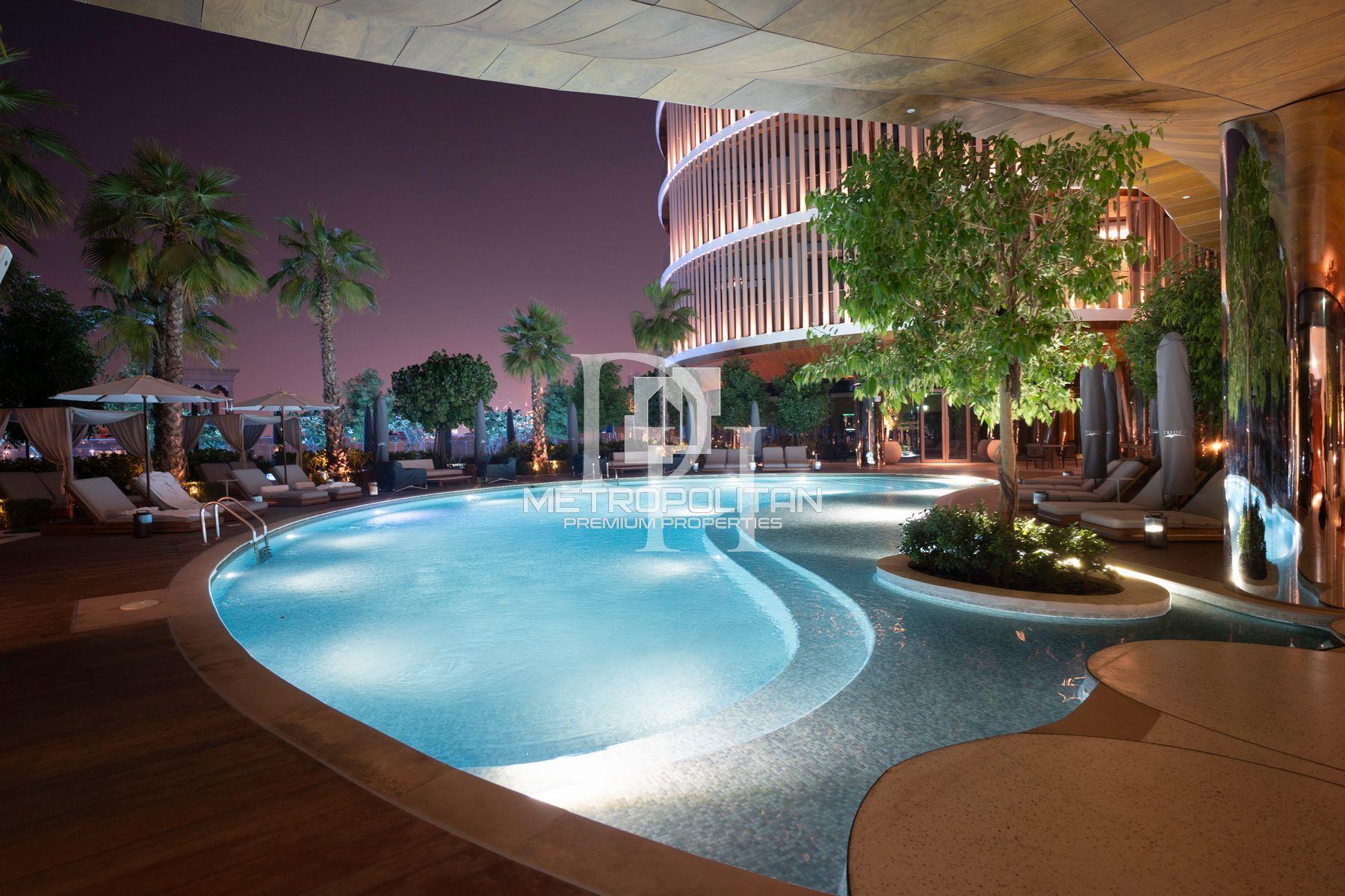 Apartments, UAE, Emirate of Dubai, Jumeirah, 36 700 000 Dh photo 1