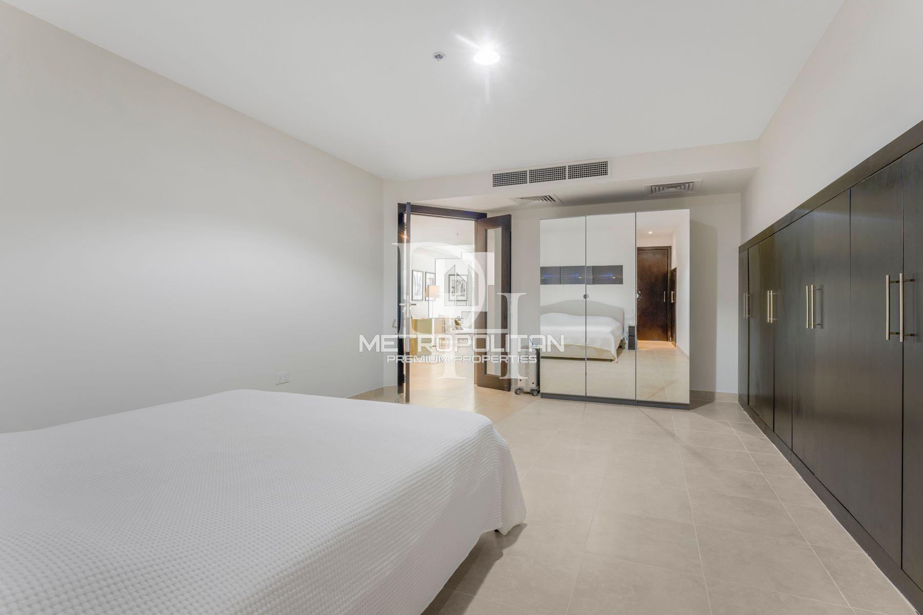 Apartments, UAE, Emirate of Dubai, Dubai Marina, 2 450 000 Dh photo 14