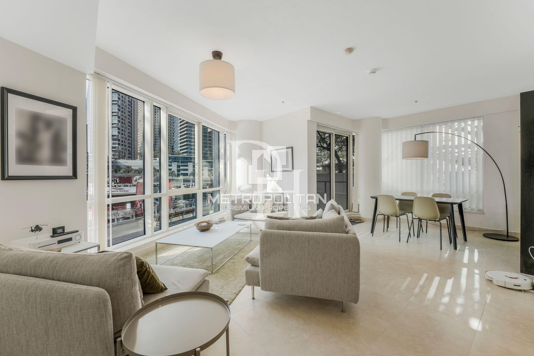 Apartments, UAE, Emirate of Dubai, Dubai Marina, 2 450 000 Dh photo 9