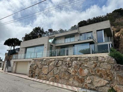 House / Villa, Spain, Catalonia, Lloret de Mar, 2 000 000 € photo 5