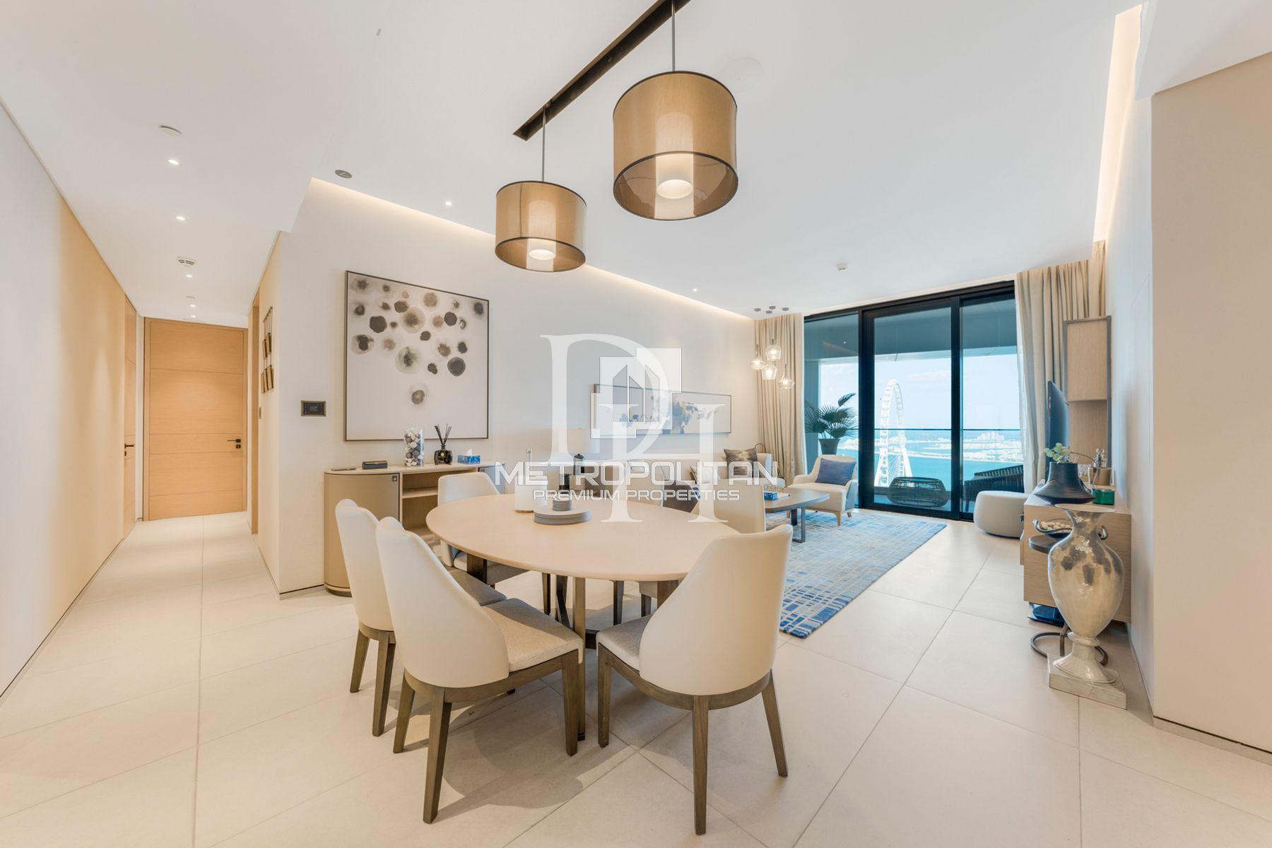 Apartments, UAE, Emirate of Dubai, Jumeirah, 11 300 000 Dh photo 1