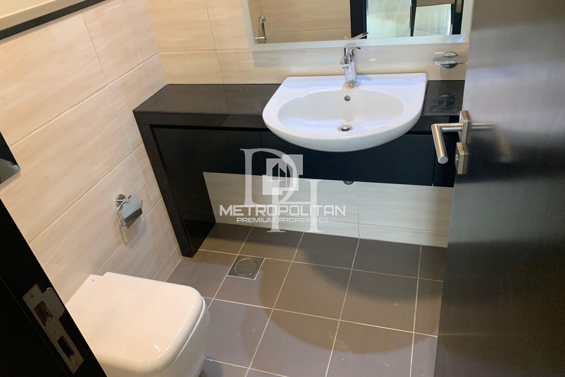 Apartments, UAE, Emirate of Dubai, Dubai, 980 000 Dh photo 5