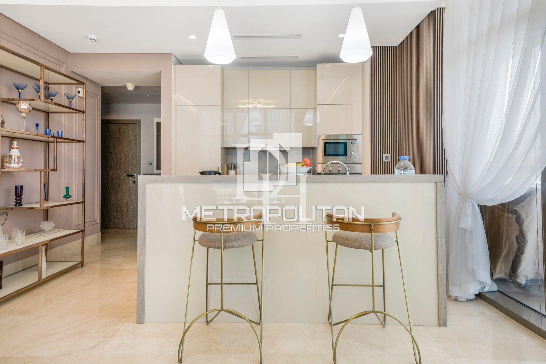 Apartments, UAE, Emirate of Dubai, Palm Jumeirah, 4 250 000 Dh photo 3