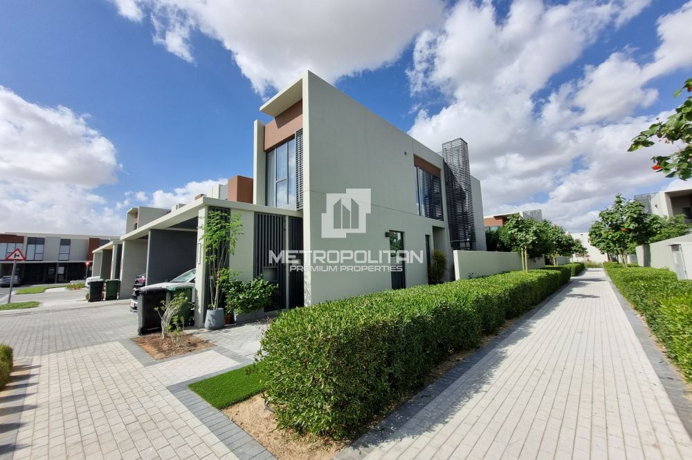 Таунхаус площадью 4 кв.м в Черривудсе в Дубае - 230000Dh - Ref: 11254 фото 1