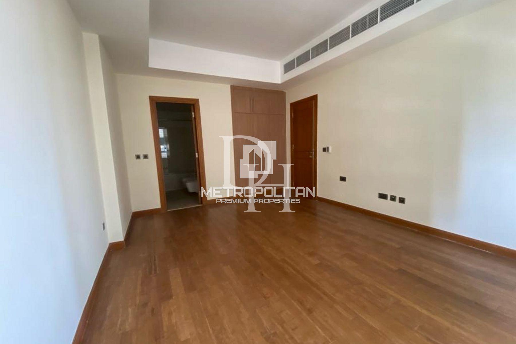 Apartments, UAE, Emirate of Dubai, Dubai, 1 650 000 Dh photo 3