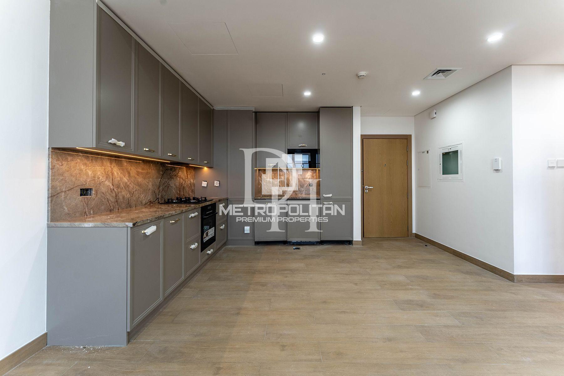 Apartments, UAE, Emirate of Dubai, Jumeirah, 2 400 000 Dh photo 6