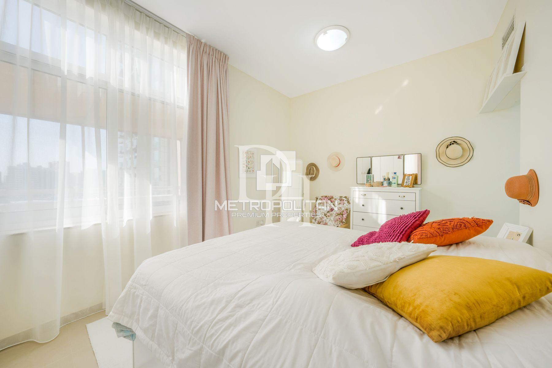 Apartments, UAE, Emirate of Dubai, Jumeirah, 1 100 000 Dh photo 14