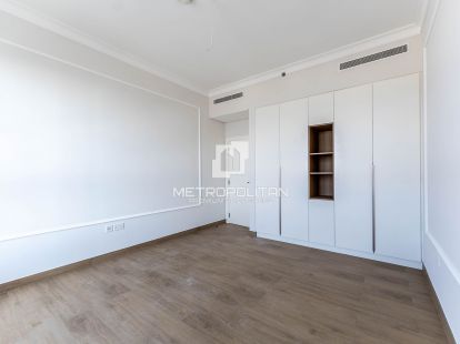 Apartments, UAE, Emirate of Dubai, Jumeirah, 2 400 000 Dh photo 11