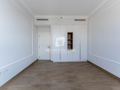 Apartments, UAE, Emirate of Dubai, Jumeirah, 2 400 000 Dh photo 12