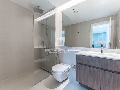 Apartments, UAE, Emirate of Dubai, Jumeirah, 2 400 000 Dh photo 15