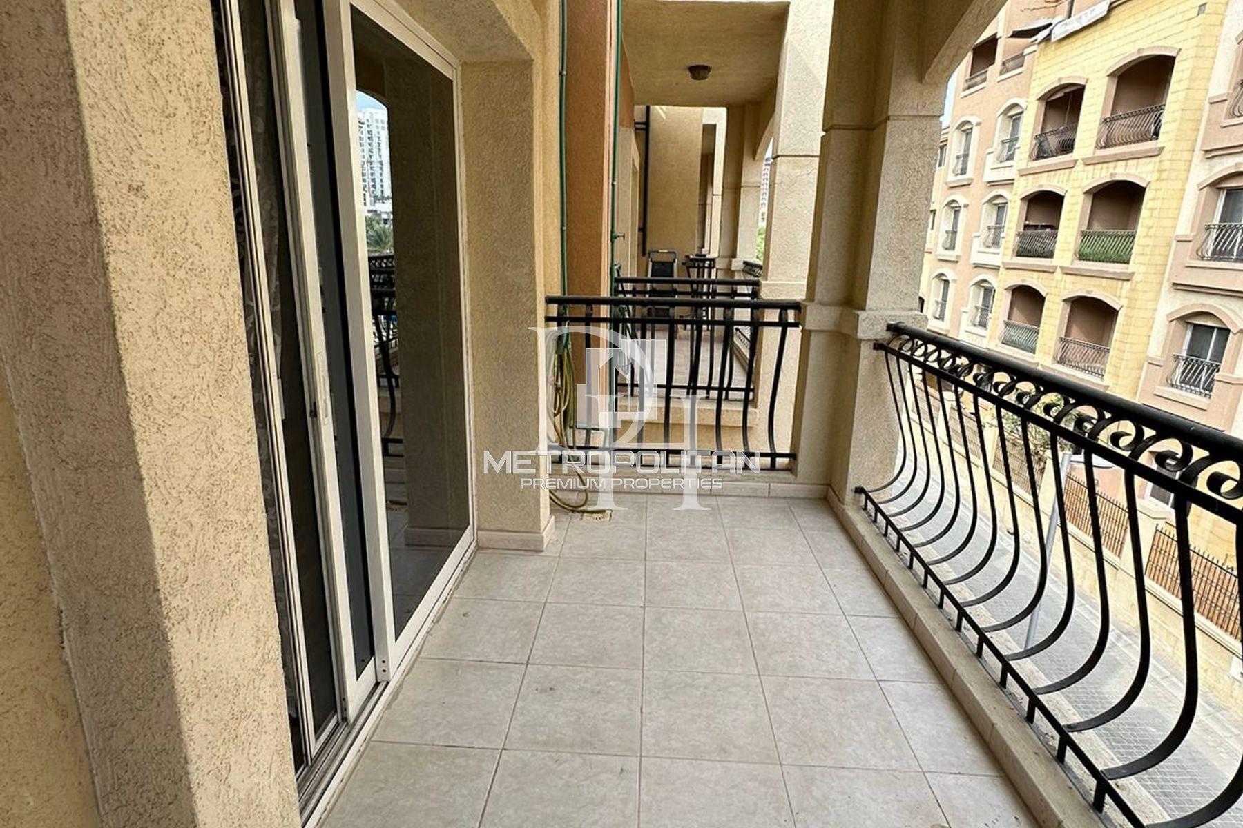 House / Townhouse, UAE, Emirate of Dubai, Jumeirah, 2 350 000 Dh photo 3
