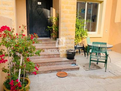 House / Townhouse, UAE, Emirate of Dubai, Jumeirah, 2 350 000 Dh photo 2