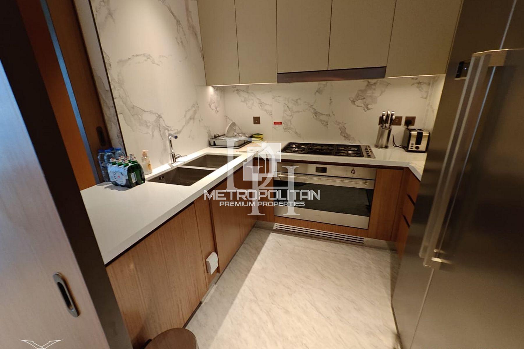 Apartments, UAE, Emirate of Dubai, Downtown Burj Dubai, 10 600 000 Dh photo 3