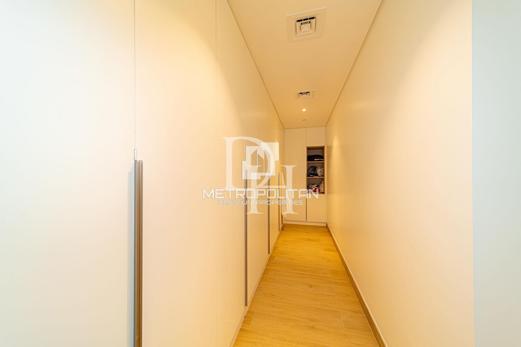 Apartments, UAE, Emirate of Dubai, Jumeirah, 4 000 000 Dh photo 14