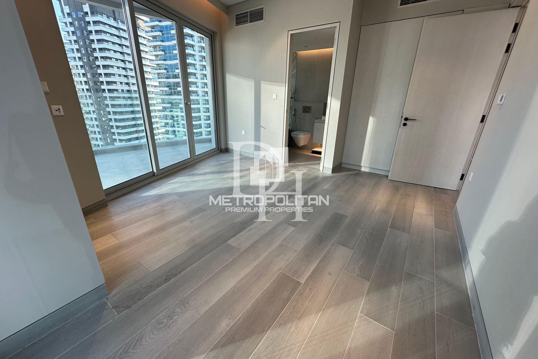 Apartments, UAE, Emirate of Dubai, Dubai Marina, 2 575 000 Dh photo 12