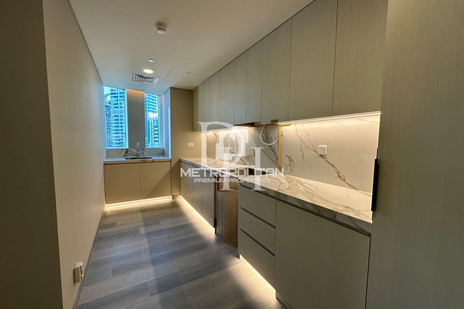 Apartments, UAE, Emirate of Dubai, Dubai Marina, 2 575 000 Dh photo 7