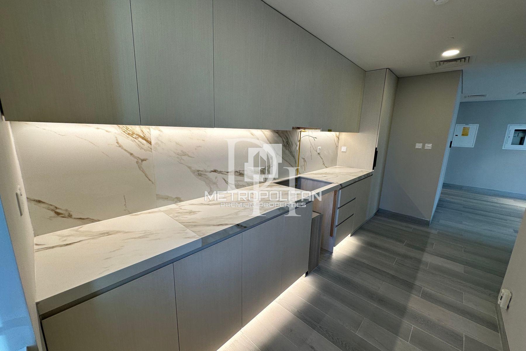 Apartments, UAE, Emirate of Dubai, Dubai Marina, 2 575 000 Dh photo 8