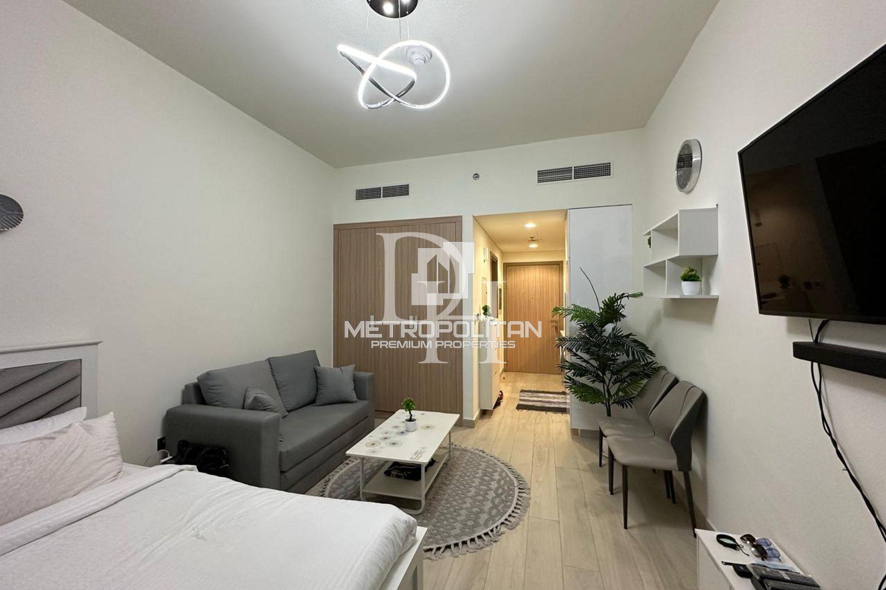 Apartments, UAE, Emirate of Dubai, Dubai, 725 000 Dh photo 1