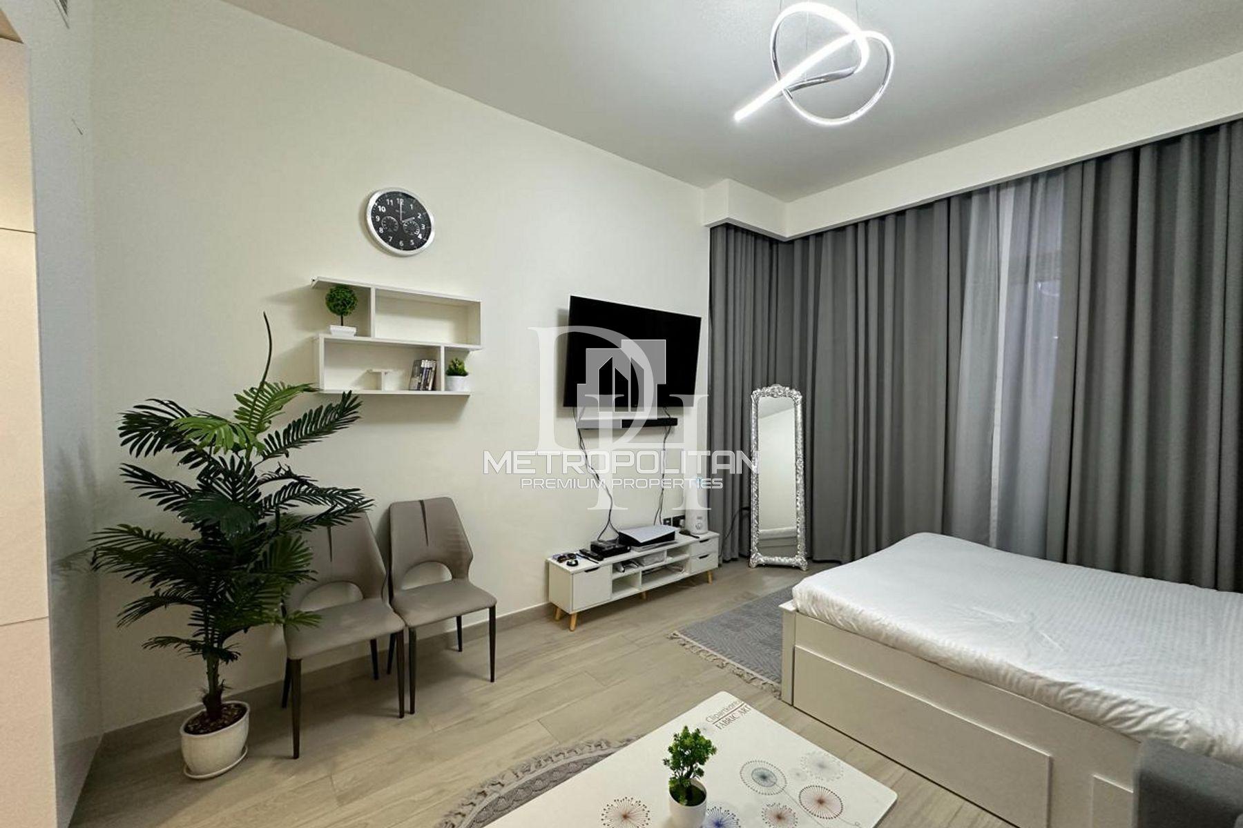 Apartments, UAE, Emirate of Dubai, Dubai, 725 000 Dh photo 2