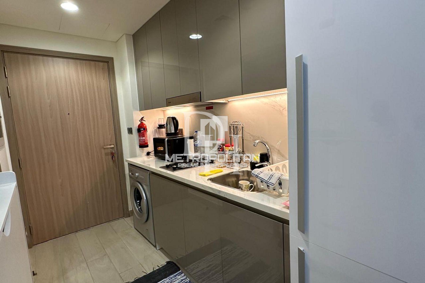 Apartments, UAE, Emirate of Dubai, Dubai, 725 000 Dh photo 5