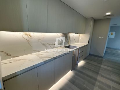 Apartments, UAE, Emirate of Dubai, Dubai Marina, 2 575 000 Dh photo 8