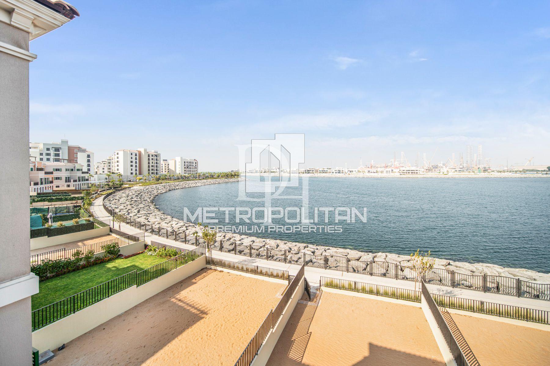 House / Townhouse, UAE, Emirate of Dubai, Jumeirah, 13 000 000 Dh photo 1