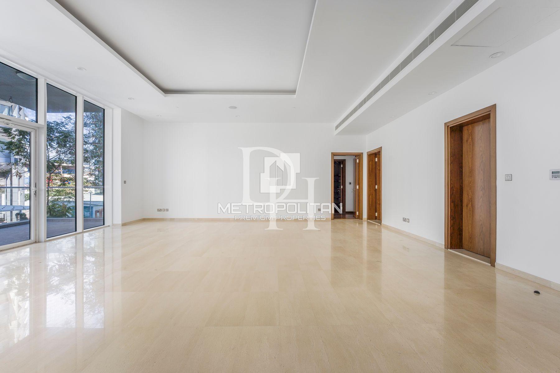 Apartments, UAE, Emirate of Dubai, Palm Jumeirah, 5 999 999 Dh photo 3