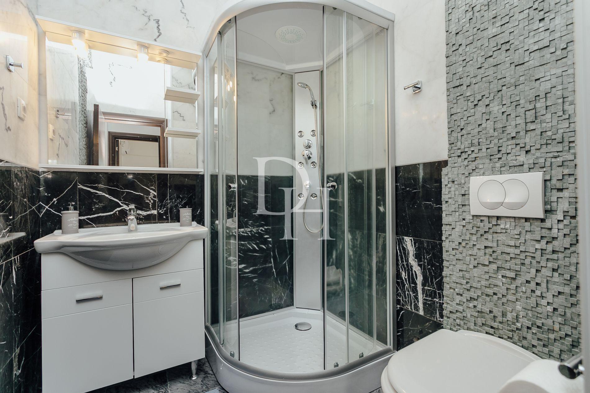 Апартаменты, Черногория, О. Херцег-Нови, Герцег-Нови, 195 000 € фото 14