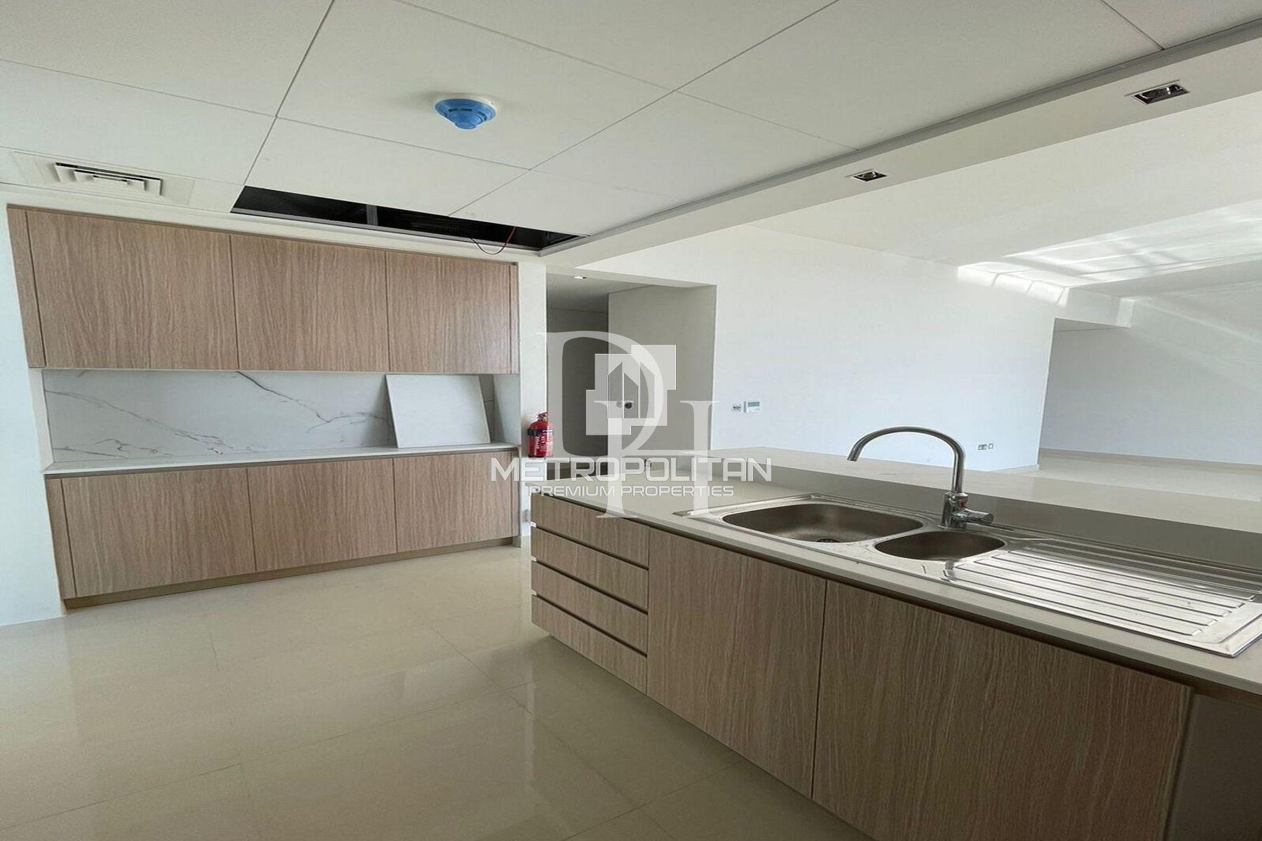 Apartments, UAE, Emirate of Ras Al Khaimah, Ras al-Khaimah, 2 000 000 Dh photo 7