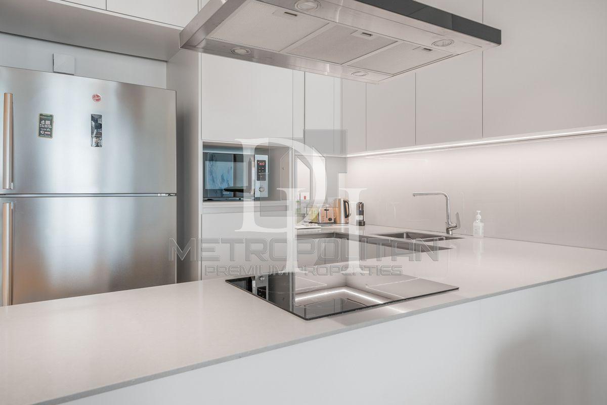 Apartments, UAE, Emirate of Dubai, Jumeirah, 7 300 000 Dh photo 13