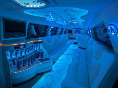 Limo for the wedding (ID:11274)