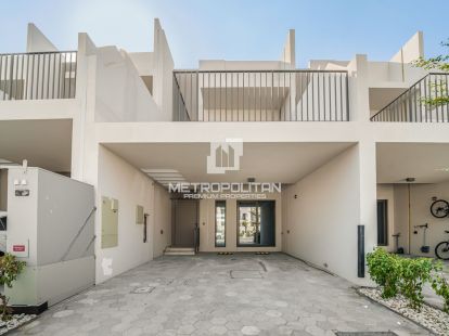 Таунхаус у Дубаї, ОАЕ за 3 100 000Dh (ID:72936)