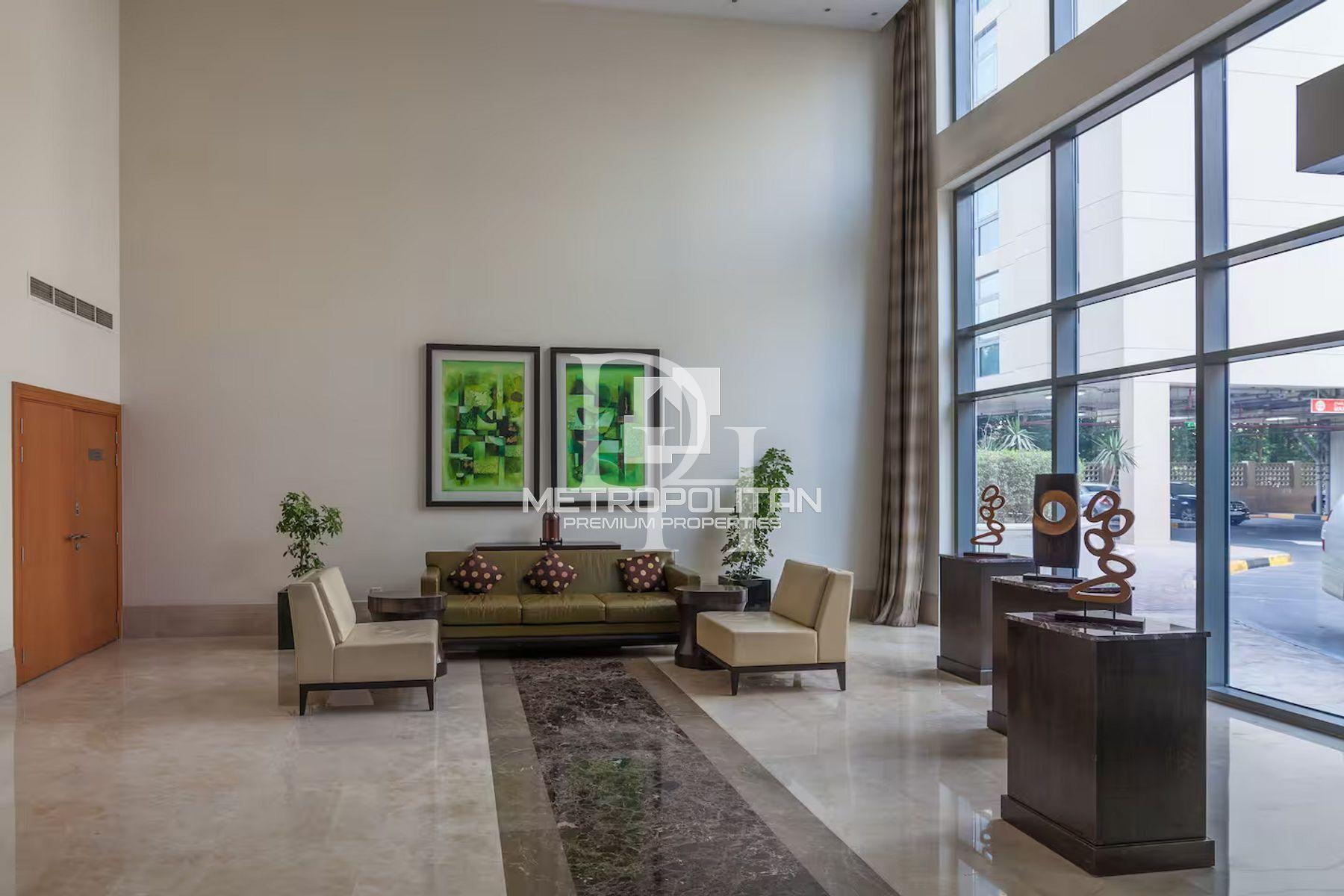 Apartments, UAE, Emirate of Dubai, Dubai, 970 000 Dh photo 10