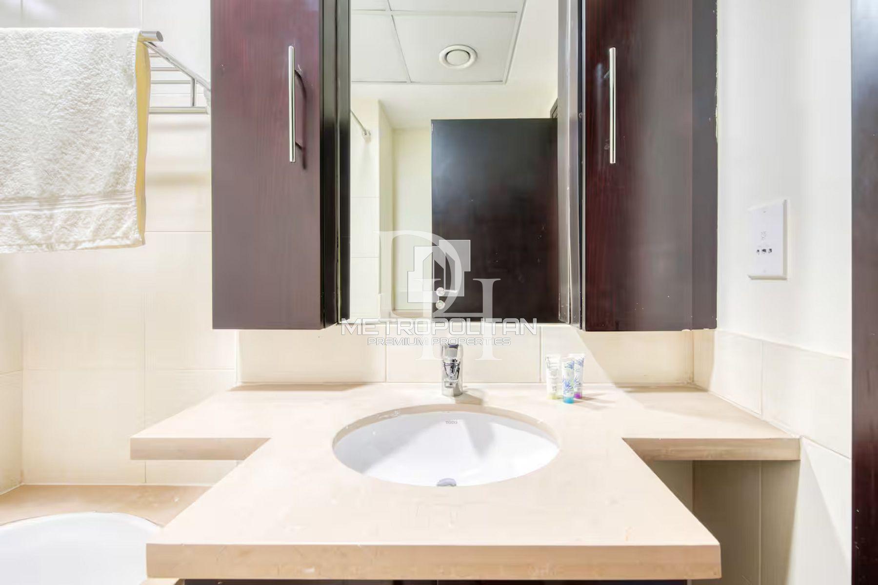 Apartments, UAE, Emirate of Dubai, Dubai, 970 000 Dh photo 8