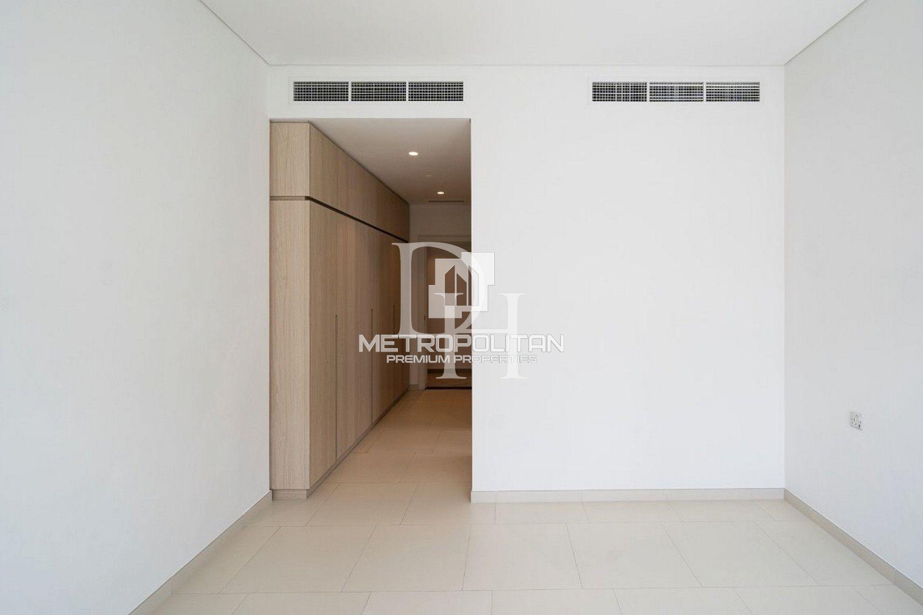 Apartments, UAE, Emirate of Dubai, Dubai, 3 000 000 Dh photo 8