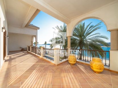 Villa in Palm Jumeirah, UAE for 55 000 000Dh (ID:73072)
