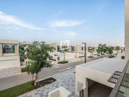 Вілла у Дубаї, ОАЕ за 21 000 000Dh (ID:73101)