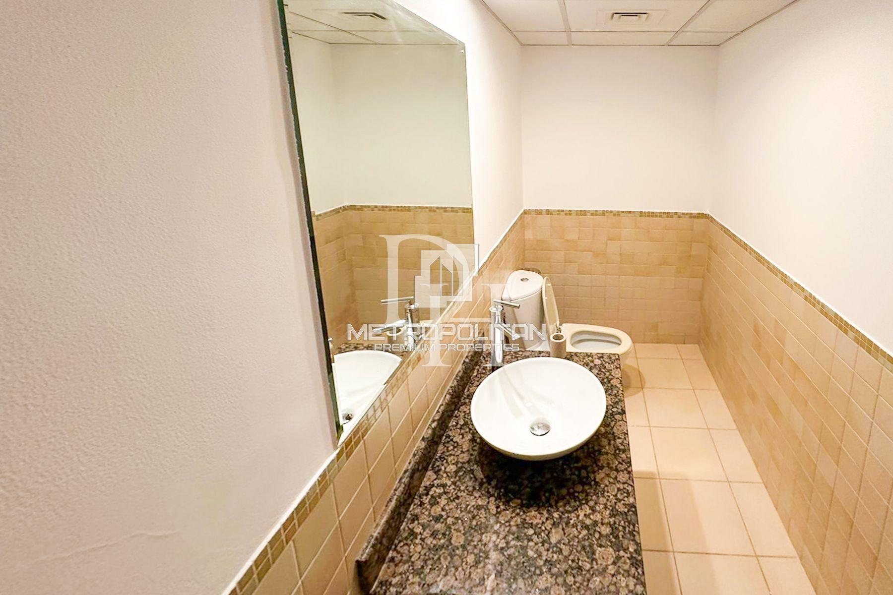 Apartments, UAE, Emirate of Dubai, Jumeirah, 1 945 000 Dh photo 10