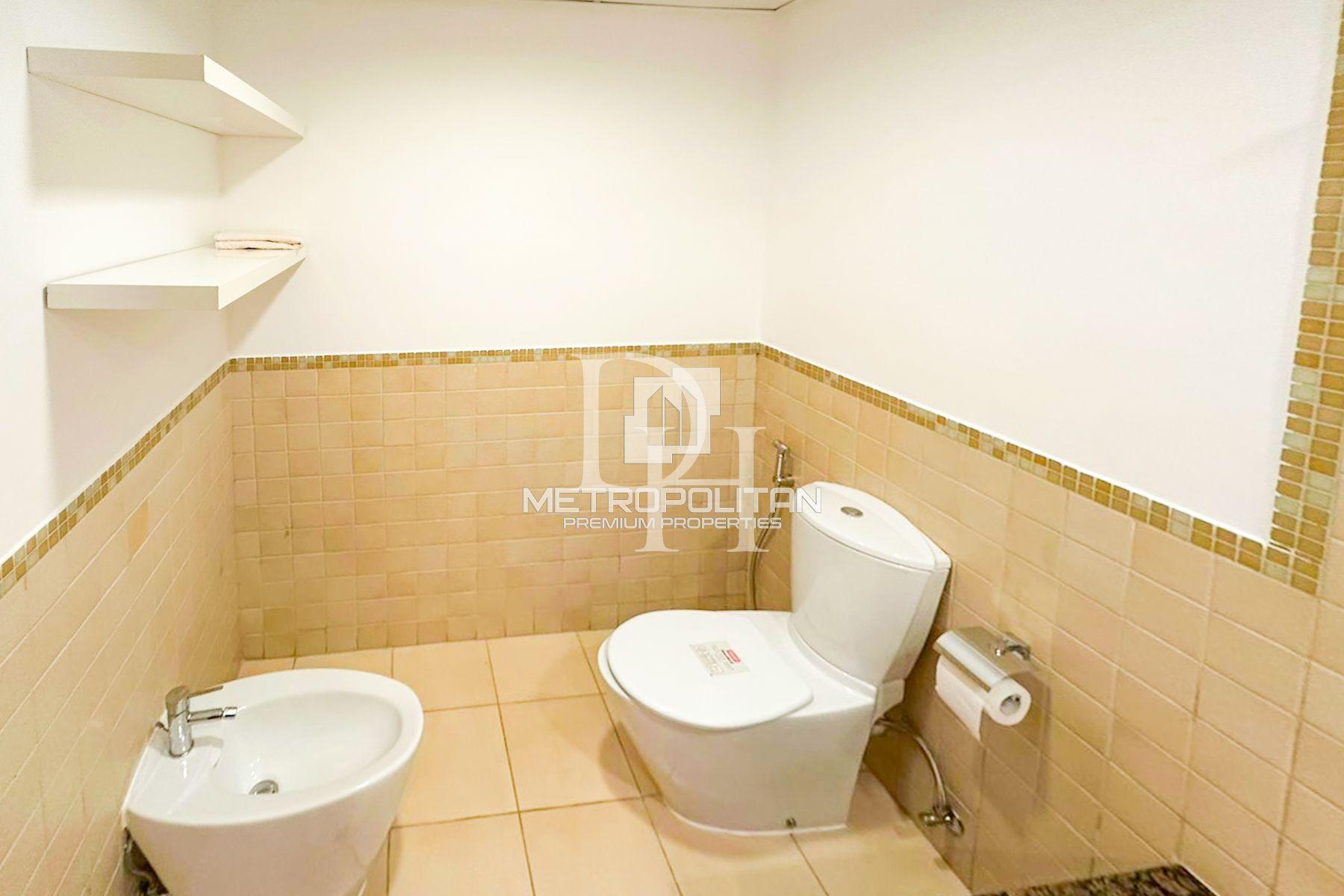 Apartments, UAE, Emirate of Dubai, Jumeirah, 1 945 000 Dh photo 11