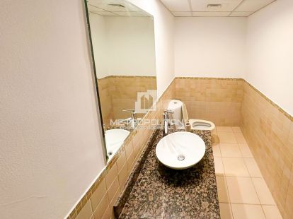 Apartments, UAE, Emirate of Dubai, Jumeirah, 1 945 000 Dh photo 10